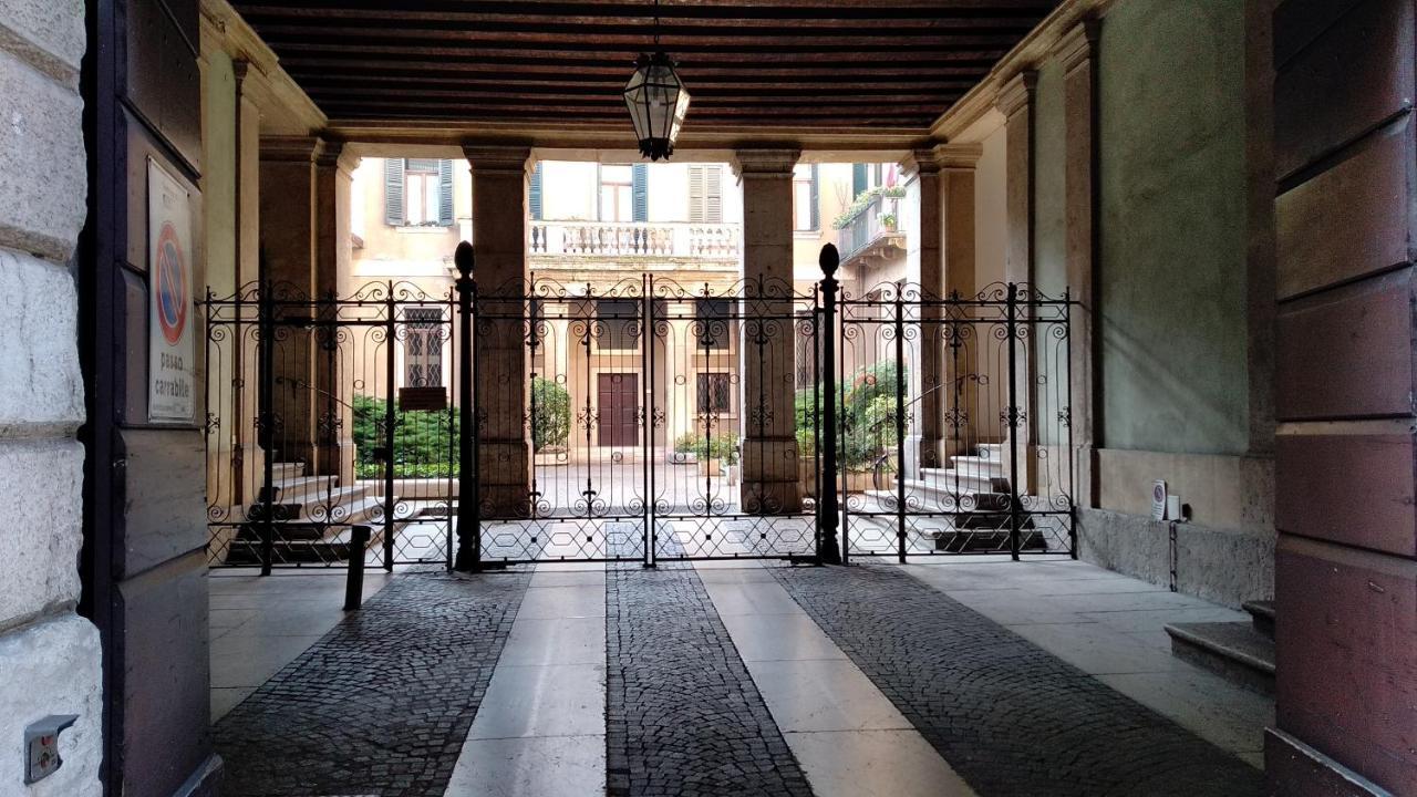 Marconi Rooms Loggia Delle Erbe ヴェローナ エクステリア 写真
